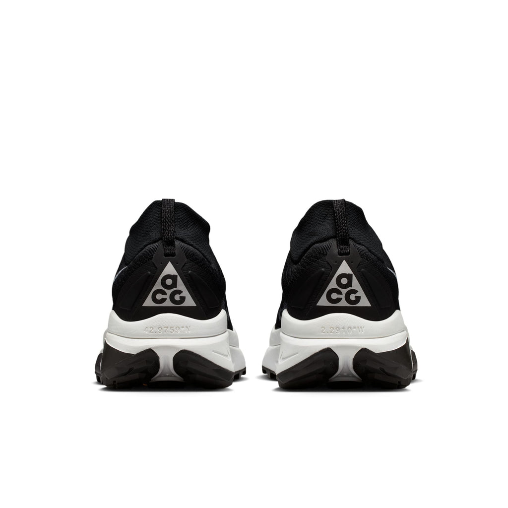 Men’s ACG Zegama Trail (001 - Black/Summit White-Safety Orange)