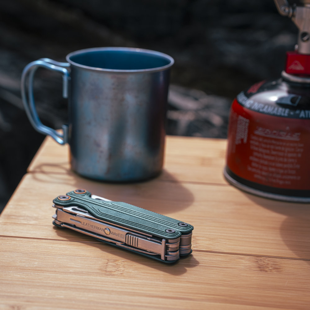 Leatherman Wave Alpha Pliers Multi-Tool